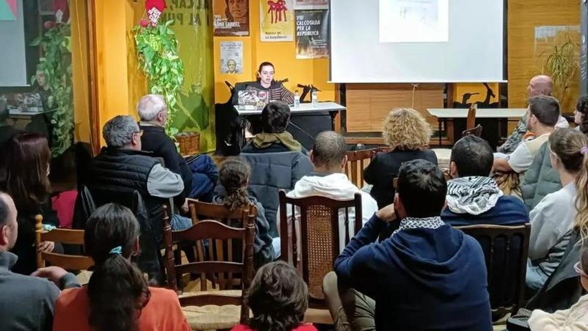 Una conferència a l'Ateneu Popular Rocaus de Sallent