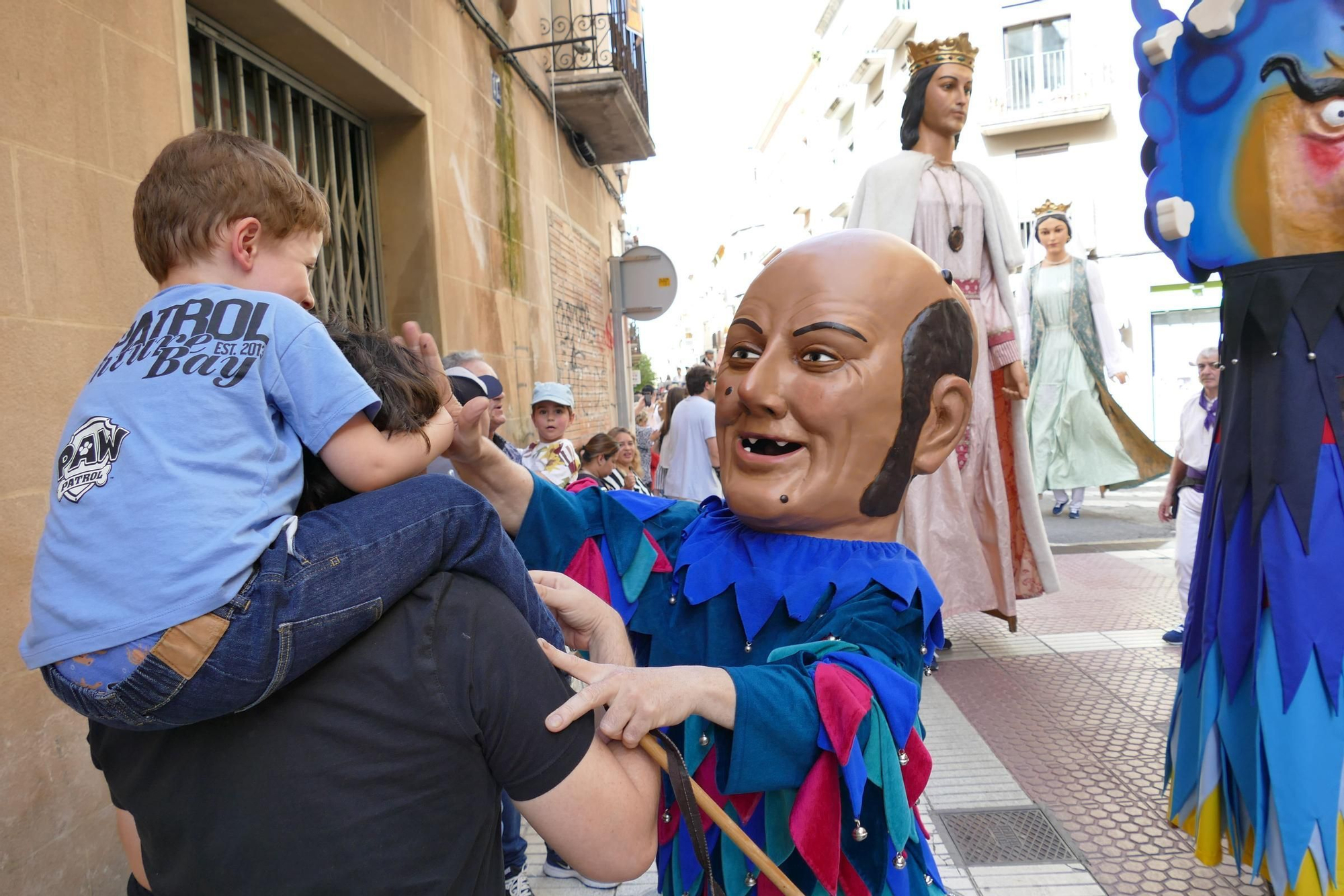 La trobada gegantera de la Diada de Santa Creu celebra els 30 anys dels Amics dels Gegants de Figueres