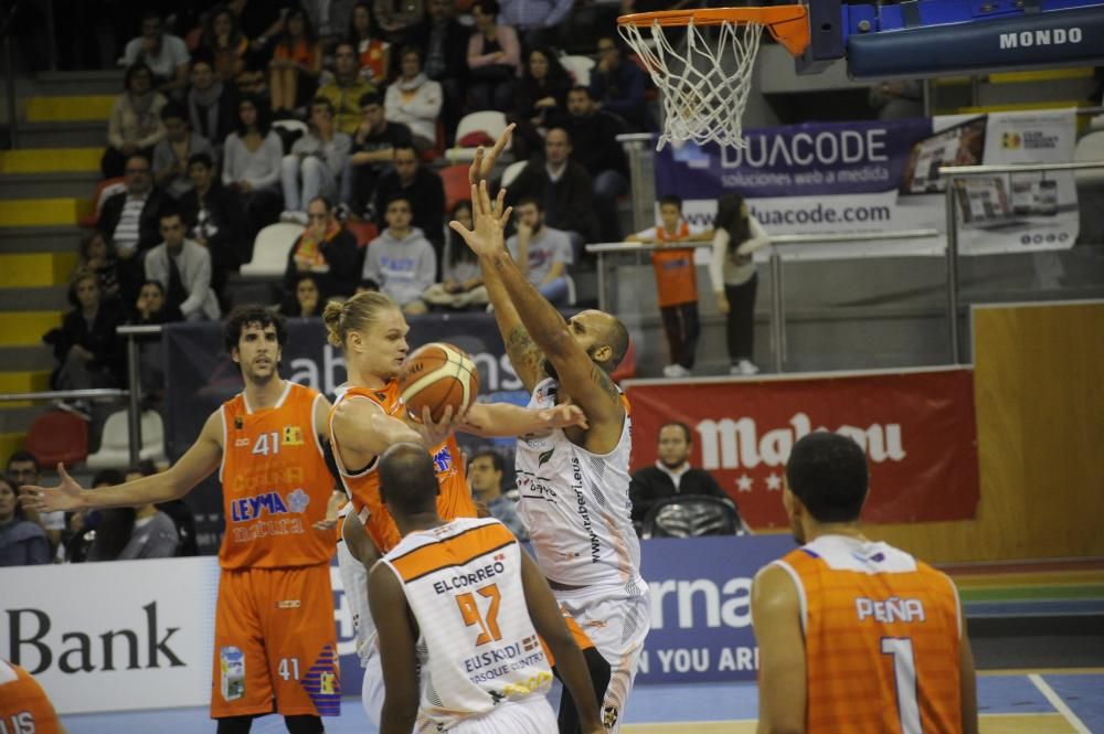 Leyma Coruña 79 - 65 Araberri