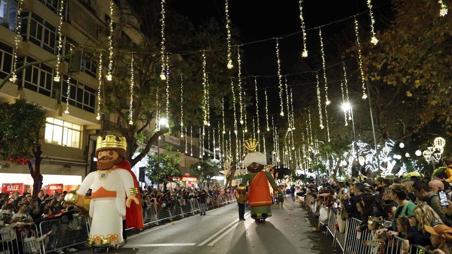 La cabalgata de Reyes contará con 23.000 kilogramos de caramelos