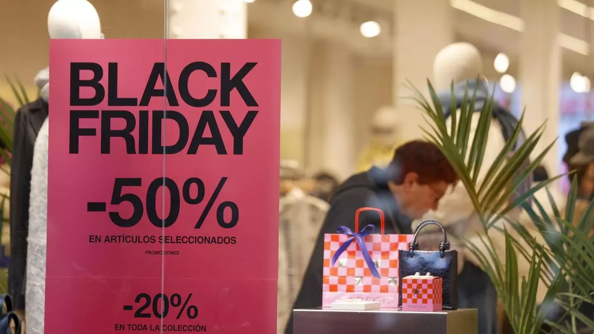 El tejido comercial de Santa Coloma se rebela contra el Black Friday