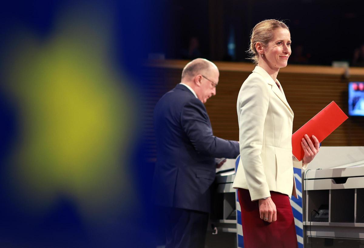 La Alta Representante de la UE, Kaja Kallas, y el Comisario Europeo de Defensa, Andrius Kubilius, en una rueda de prensa sobre el Libro Blanco de Defensa Europea y el plan REARM Europe tras la reunión de la Comisión Europea.