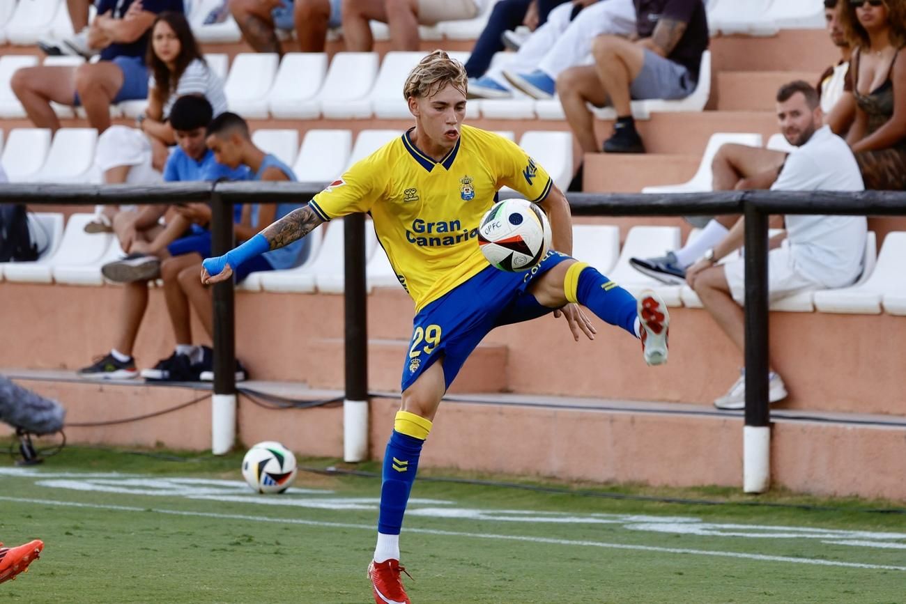 El partido Orlando Pirantes FC-UD Las Palmas, en imágenes (0-0)