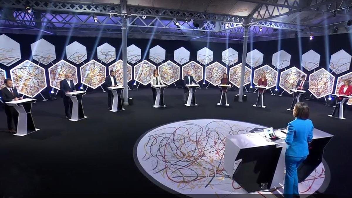La solitud de l’equidistant La solitud de l’equidistant