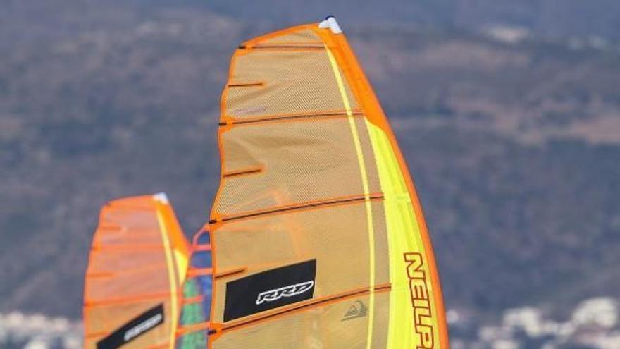 El millor windsurf del món, a les aigües del golf de Roses