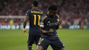 Vinicius celebra el primer gol ante el Bayern en el Allianz Arena