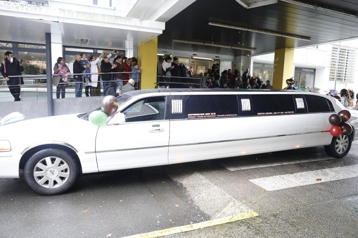 Los Reyes Magos fieles visitan a los pacientes del Hospital Provincial de Conxo Los Reyes Magos fieles visitan a los pacientes del Hospital Provincial de Conxo