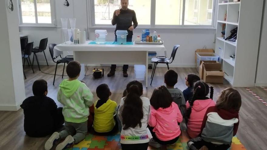 Escolares do CEIP Ponte do Porto aprenden as claves para facer un uso responsable da auga