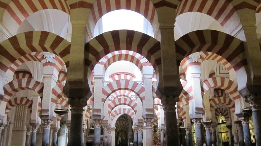 La Junta de Andalucía aprueba intervenir en pinturas deterioradas de la Mezquita-Catedral