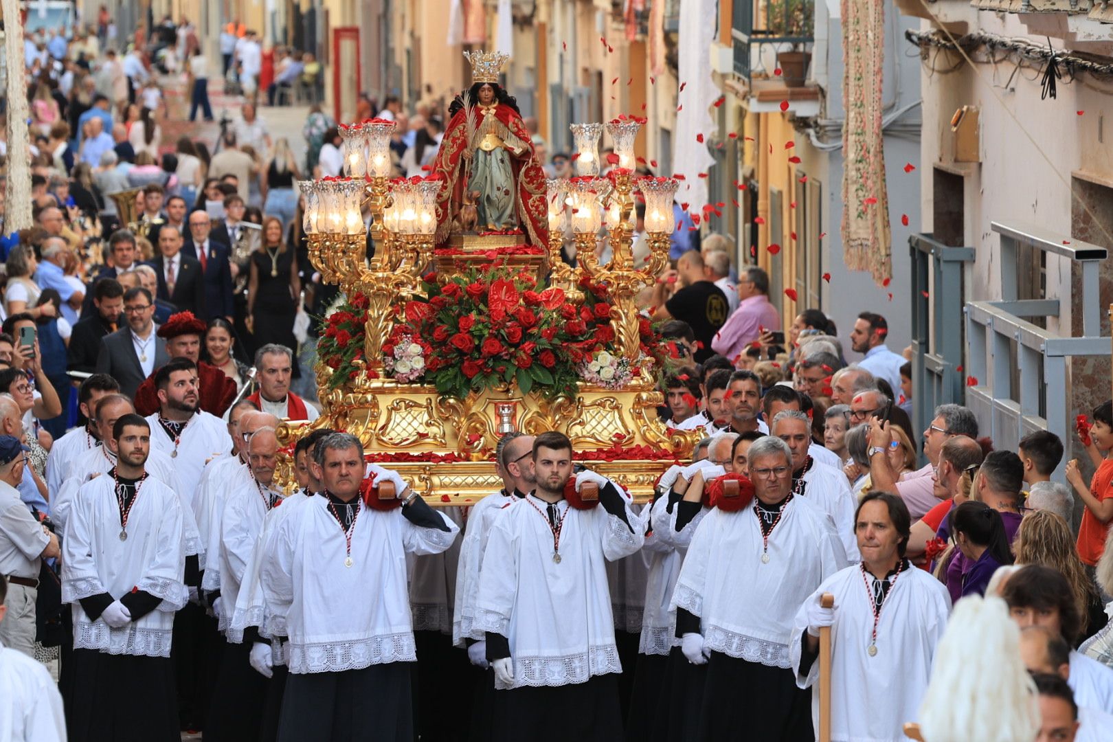 Galería de fotos de la procesión en honor a Santa Quitèria en las fiestas de Almassora
