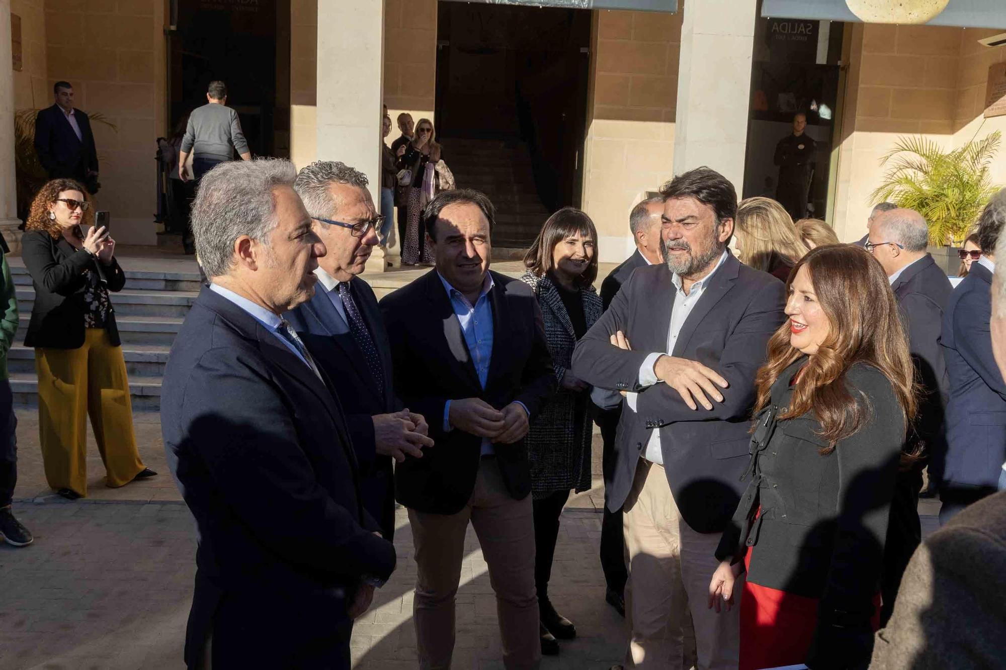 Mazón recibe el el apoyo del PP acto 'Más España, más Europa. Políticas de Vivienda" celebrado en Alicante