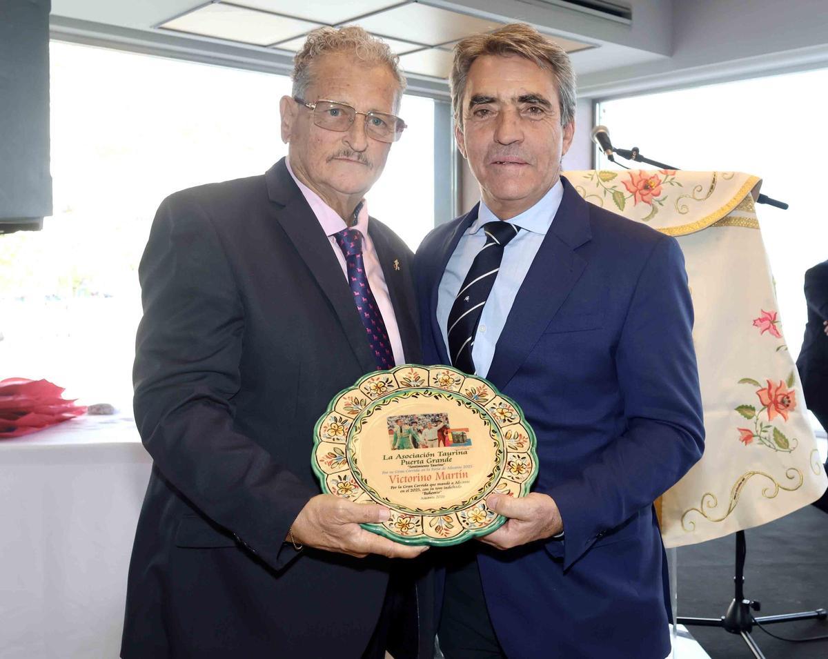 Una gala de “Puerta Grande” en Alicante