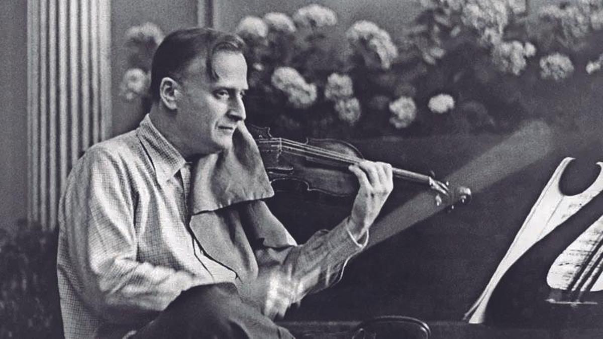 Yehudi Menuhin.