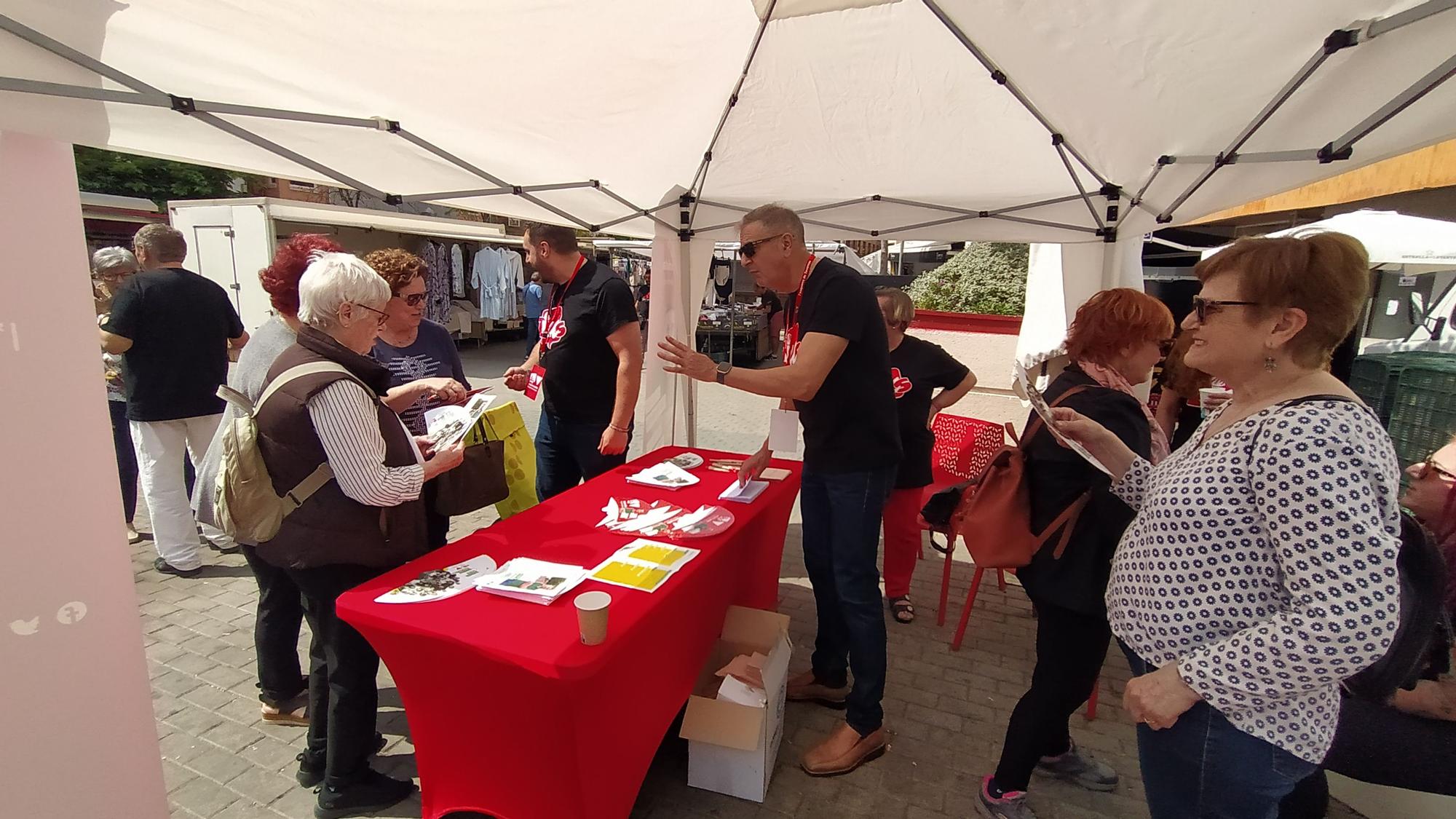 La campaña de los partidos de Tavernes en el mercadillo