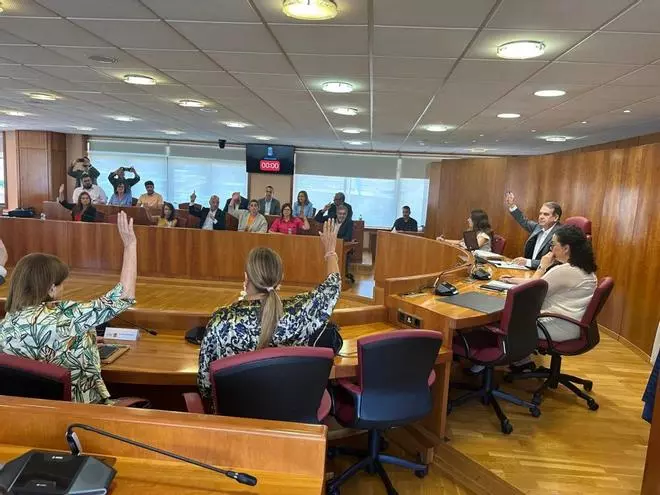 El pleno de Vigo pide la cesión gratuita del Fraga con el “OK” del PSOE y la abstención del BNG