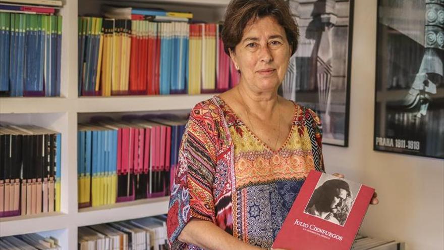 Un libro rescata la figura «poliédrica» de Julio Cienfuegos