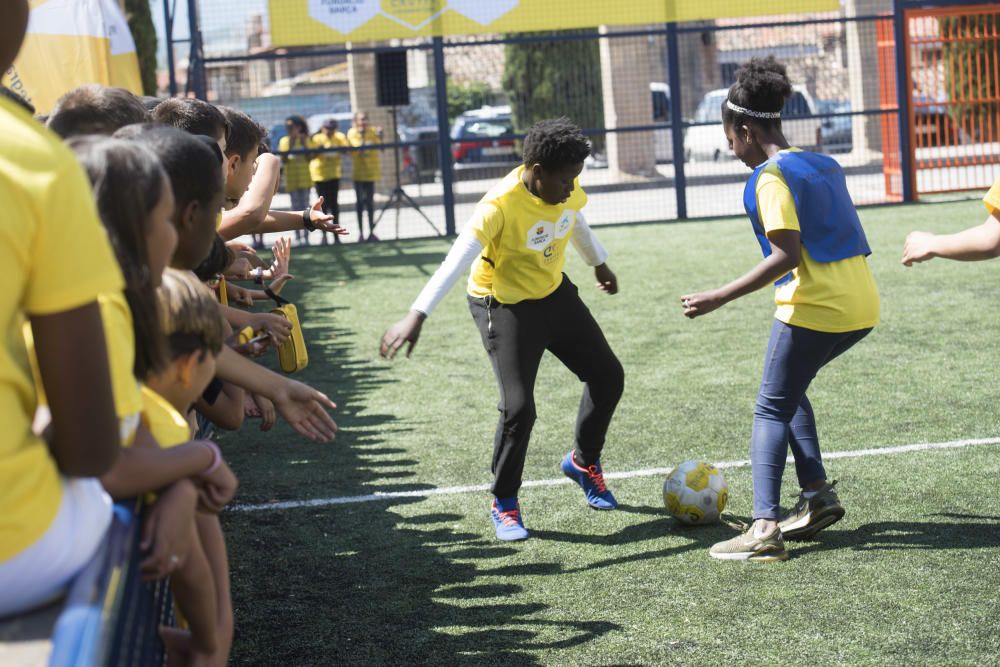 Diferents moments de la inauguració del Cruyff Cou