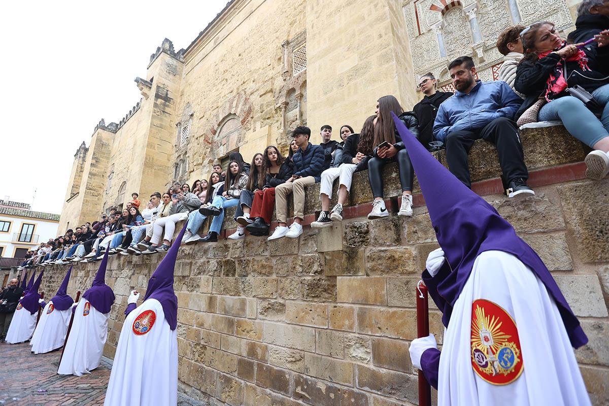 La salida procesional de la Agonía, en imágenes