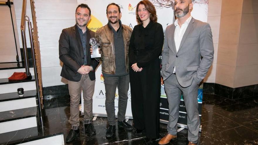 Luis Callejo (2i), durante la presentación en el Principal.