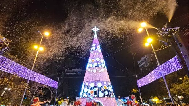 Así ha sido el encendido de las luces de Navidad en Orihuela