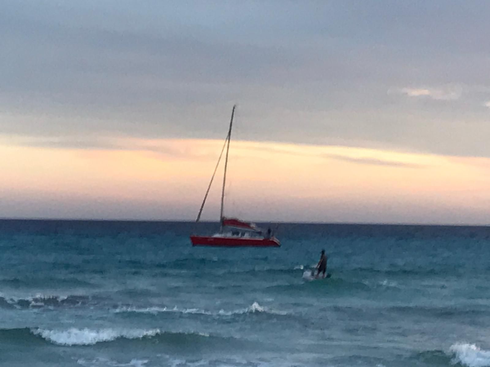 Cinco migrantes desembarcan en Formentera desde un velero sin bandera