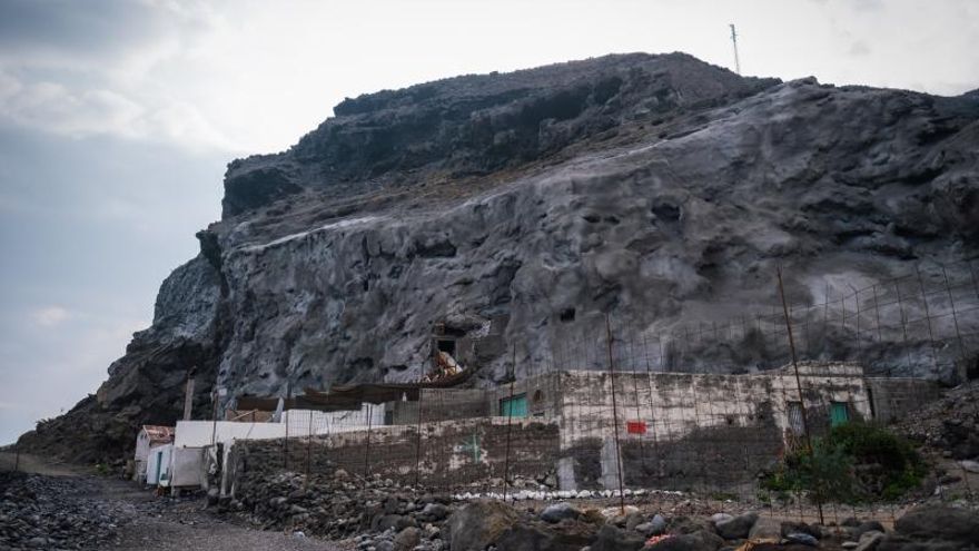 The residents of Las Bajas reject 7,000 euros of help for rent