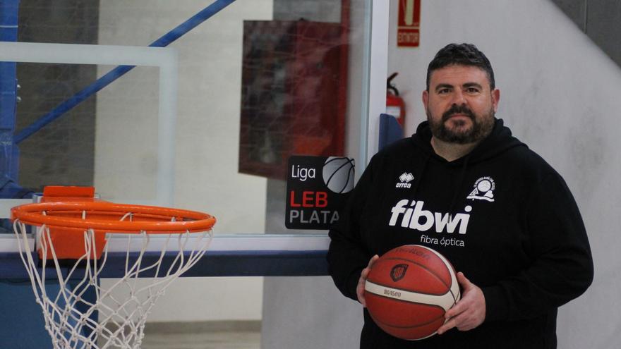 Pau Tomàs, técnico del Fibwi Palma: &quot;Nos pusimos una meta muy grande sin tener conocimiento de la LEB Plata&quot;