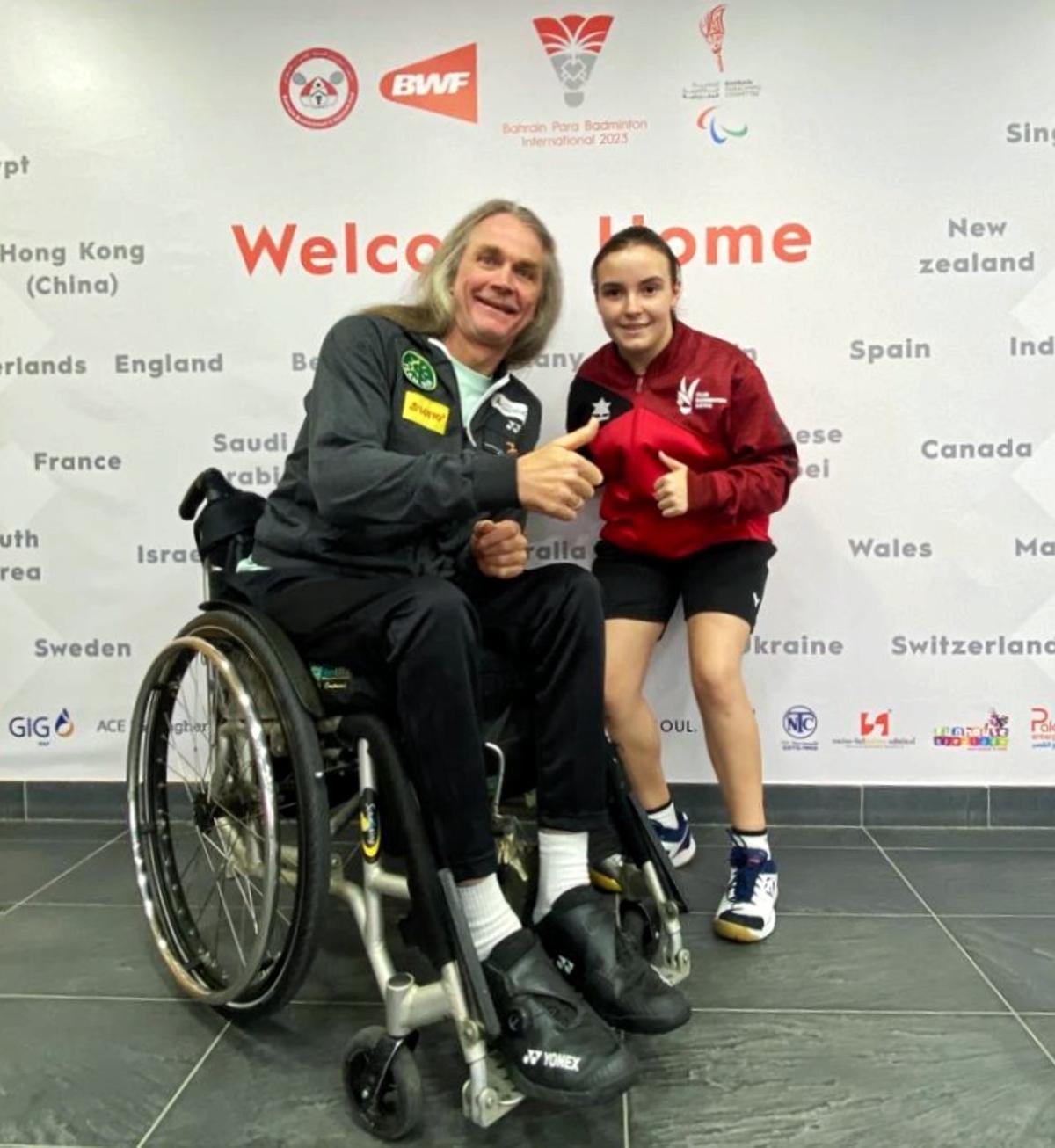 Thomas y Selenia en el Bahrain Para Badminton International.