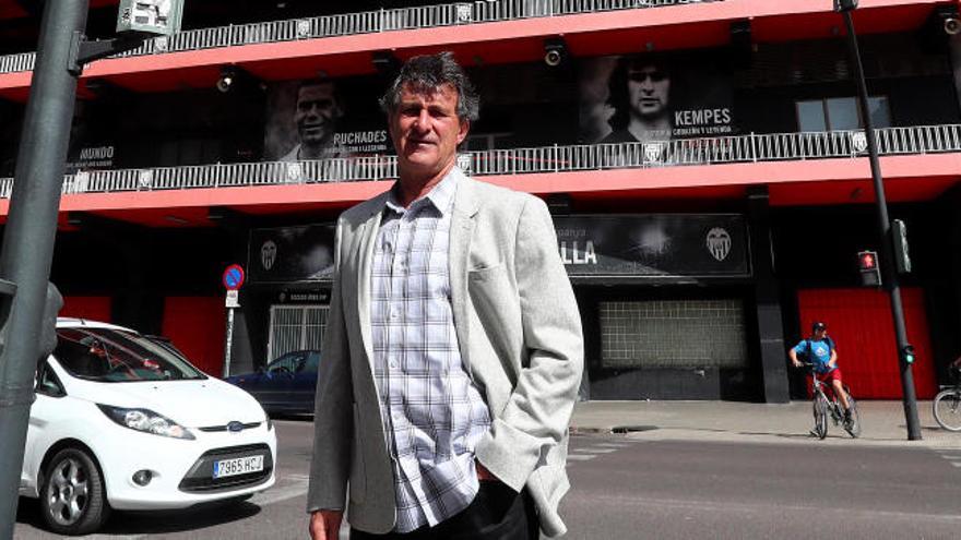 Mario Kempes, el &quot;matador&quot; reconvertido en periodista 40 años después