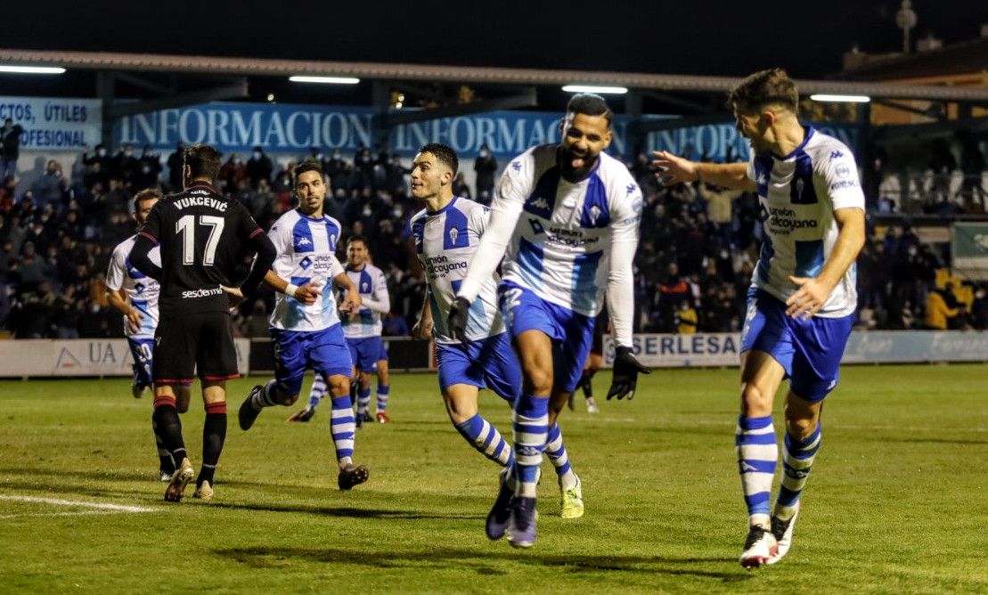 Alcoyano - Levante: La última gesta de José Juan en imágenes