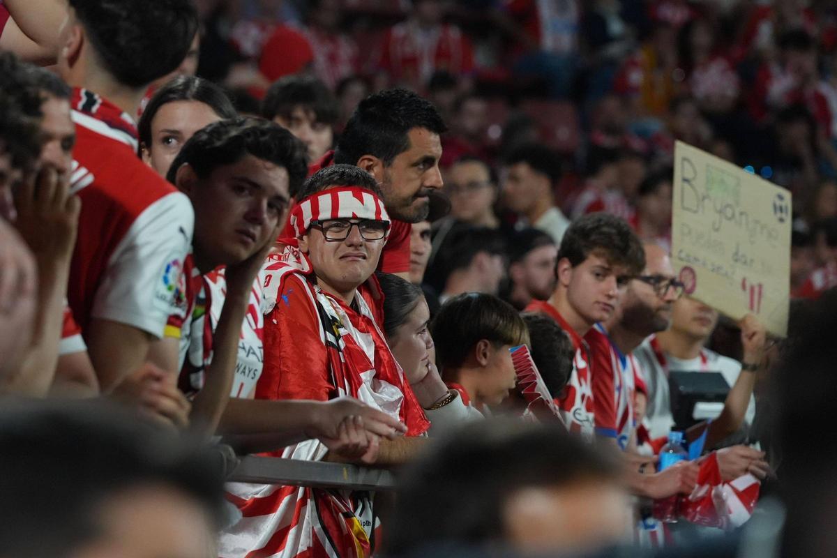El Girona és incapaç de derrotar l'Elx i baixa a Segona (1-1) El Girona és incapaç de derrotar l'Elx i baixa a Segona