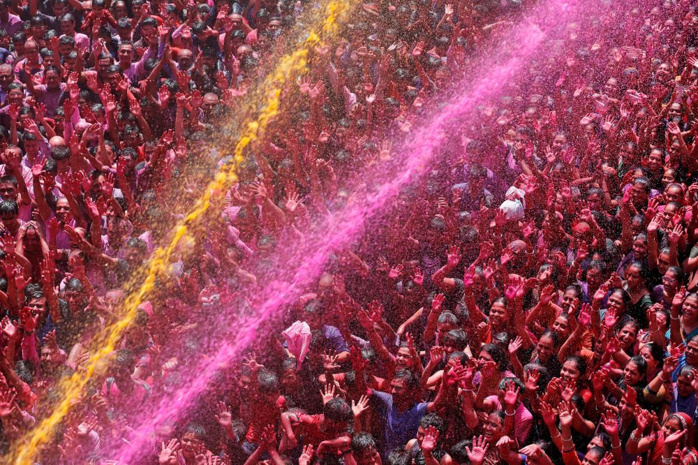 El Holi Festival de la India da la bienvenida al buen tiempo