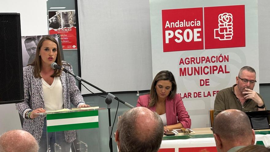 El PSOE de Aguilar rinde homenaje a las víctimas del franquismo en la presentación de 'Desaparecidos'