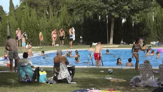 Sagunt busca contra reloj una solución a la falta de accesibilidad de la piscina de verano