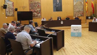 Benidorm anuncia medidas contra la ocupación indebida de la vía pública de veladores