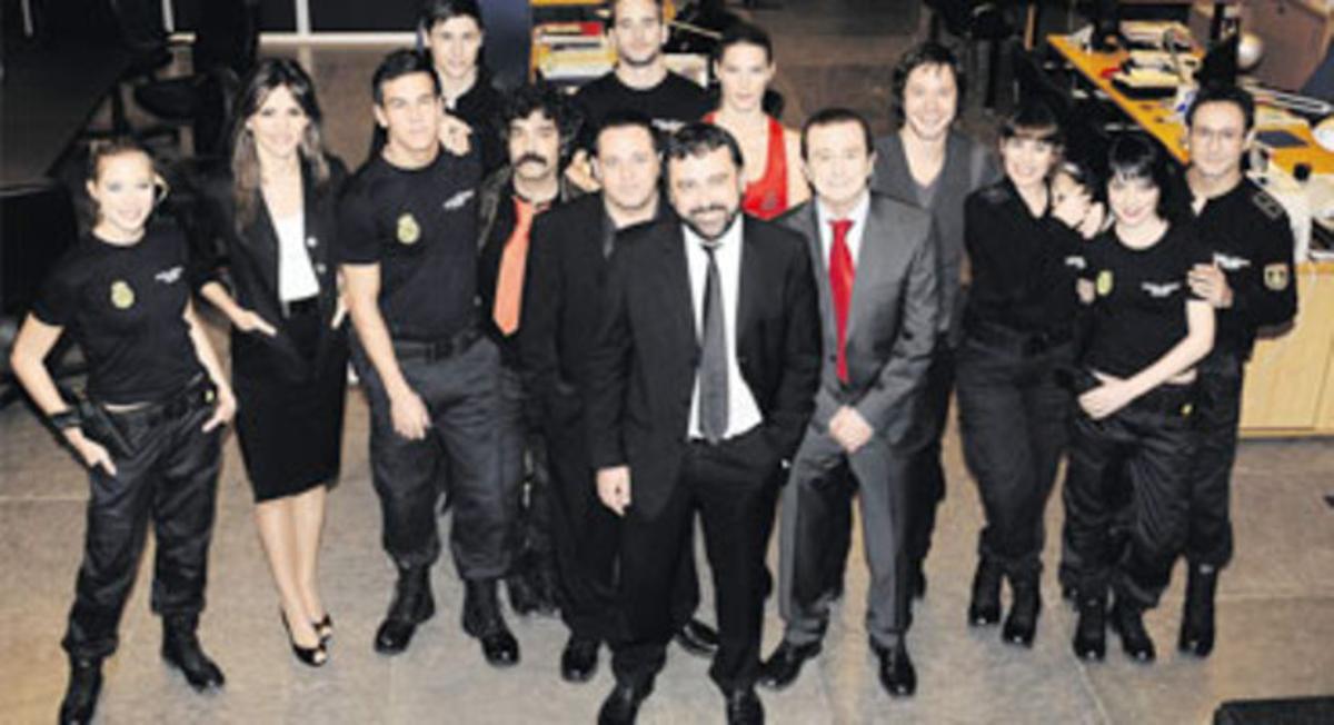 Els nous ’hombres de Paco’ arriben a Antena 3. Els nous ’hombres de Paco’ arriben a Antena 3.