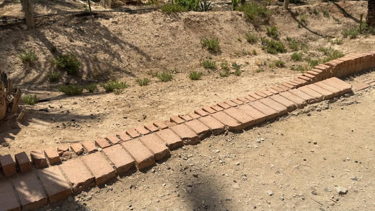 Una imagen del estado de algunos parques, según el PSOE