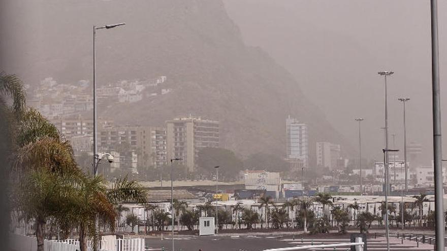 El episodio de calima en Canarias finalizará el miércoles, según AEMET