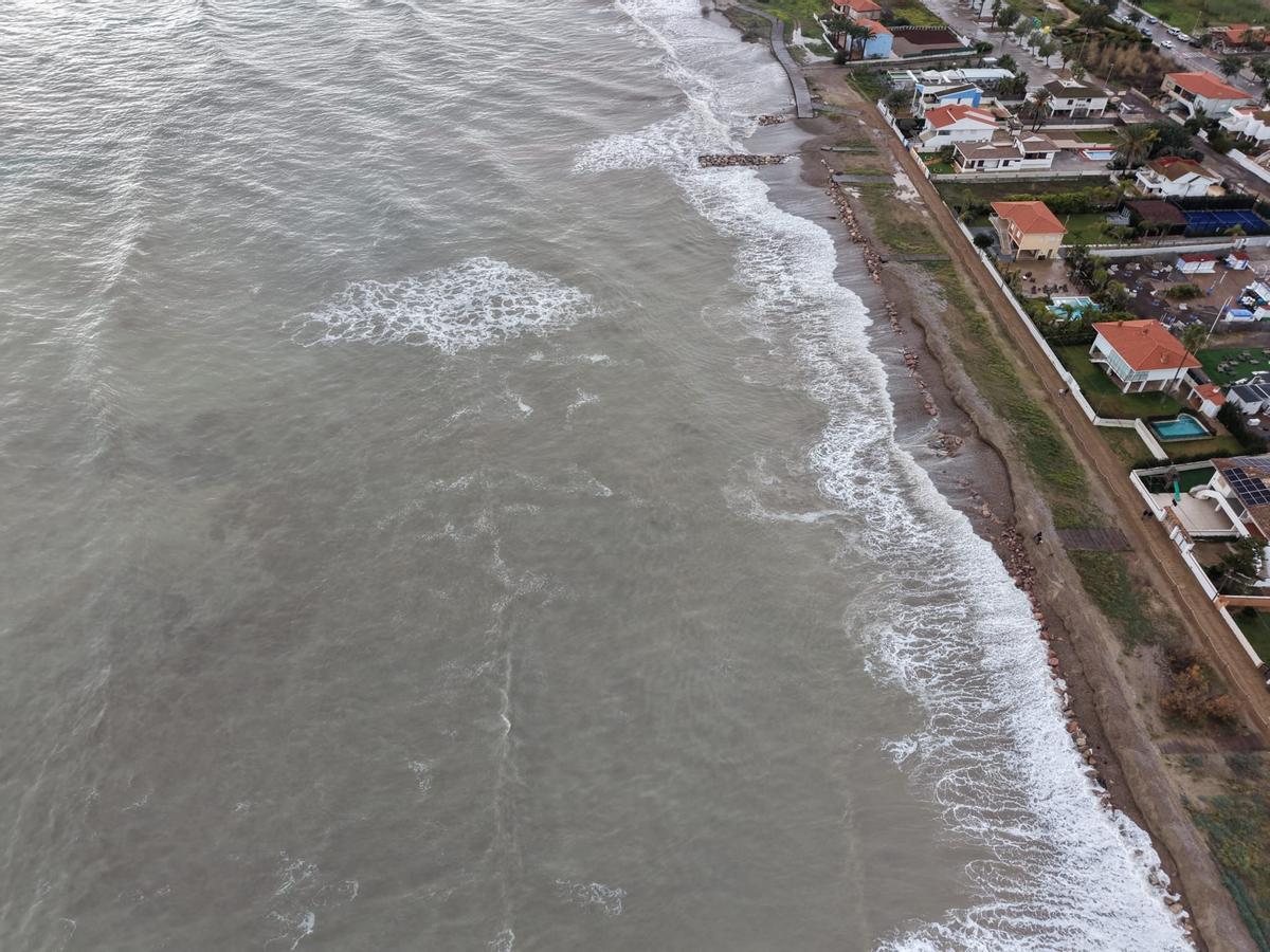 Así quedó el litoral de Almenara en el último temporal.