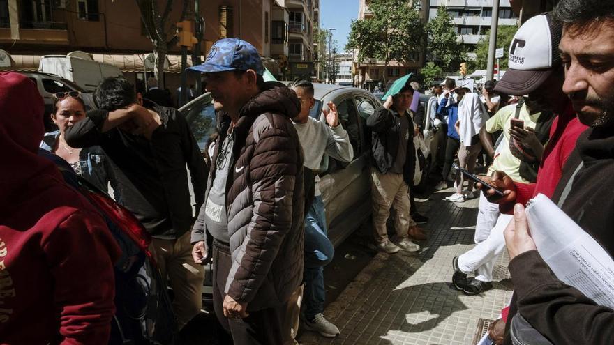 La documentación complica la regularización extraordinaria en Ibiza: "Se supone que los niños iban a tener prioridad"