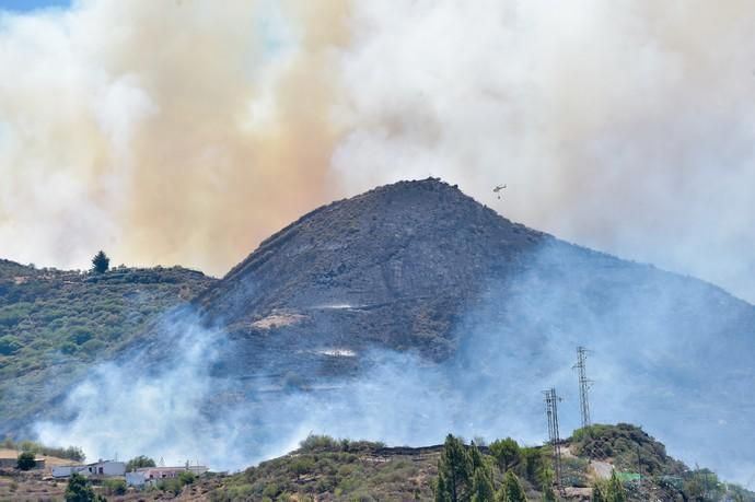 11-08-2019 Artenara. Segundo día del incendio en la cumbre  | 11/08/2019 | Fotógrafo: Andrés Cruz