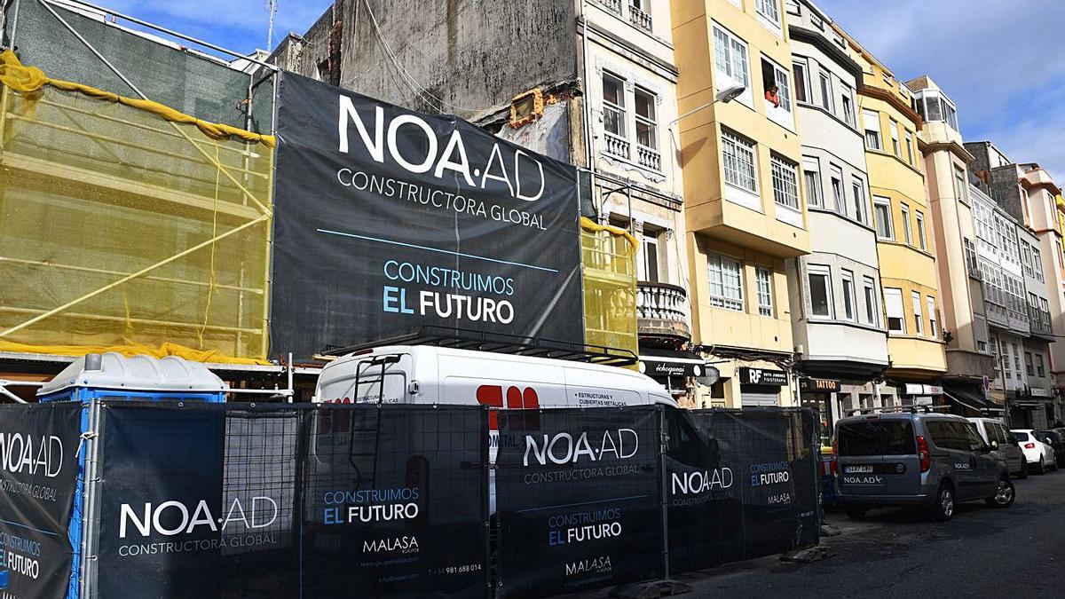 Promoción de viviendas en la calle San Juan.   | // VÍCTOR ECHAVE