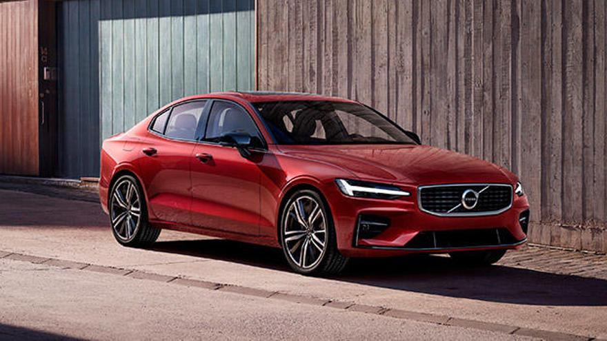 VOLVO S60: Un sedán seguro y deportivo