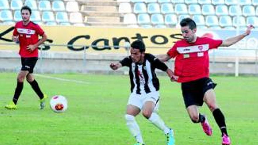 Goleada pacense en un soso partido