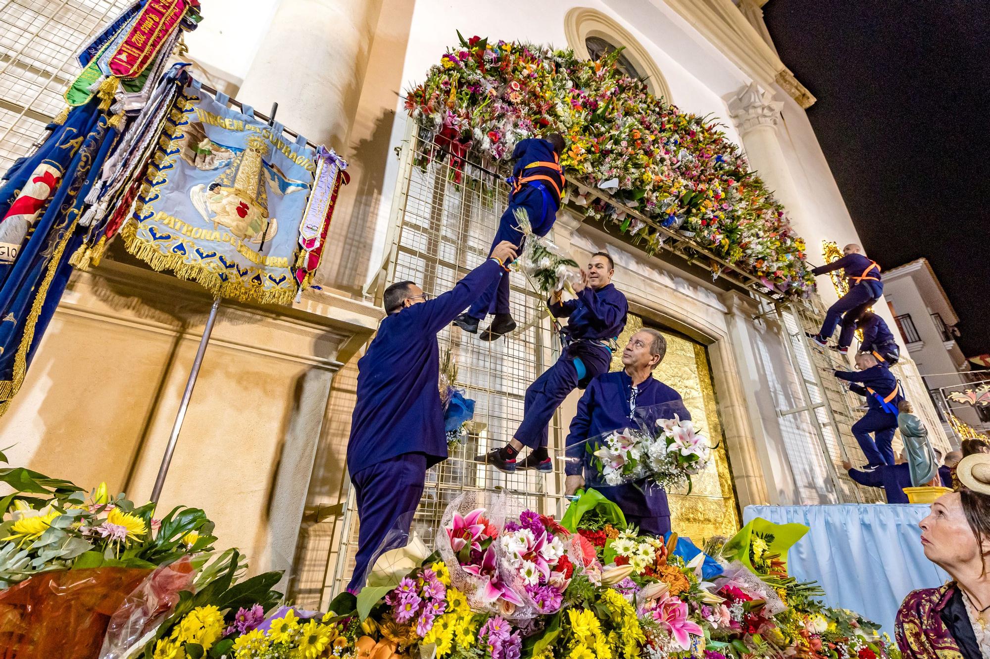Representación del Hallazgo de la Virgen del Sufragio y Ofrenda de flores en Benidorm