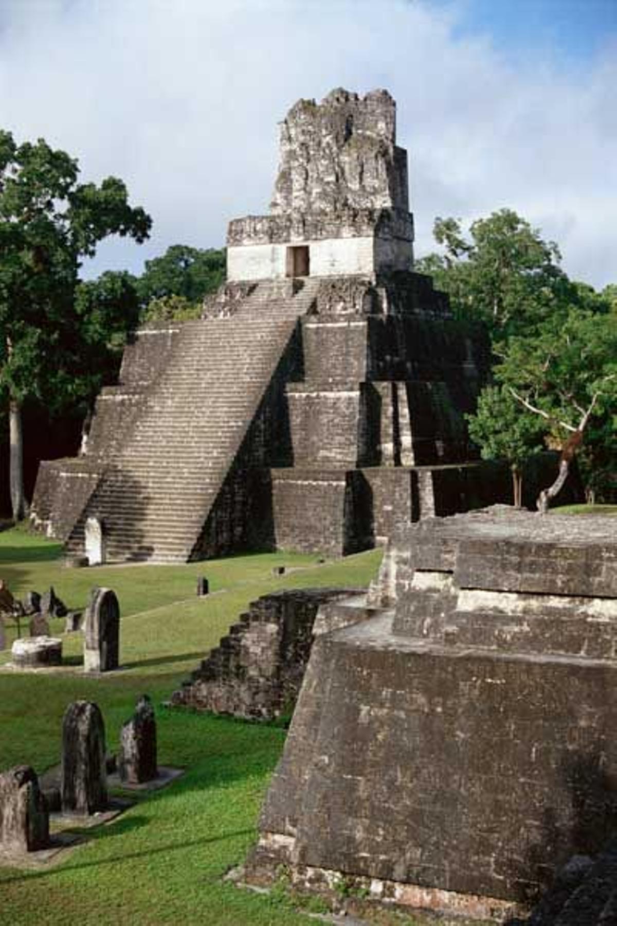 Templo en el sitio arqueológico de Tikal, en la provincia de El Peten.