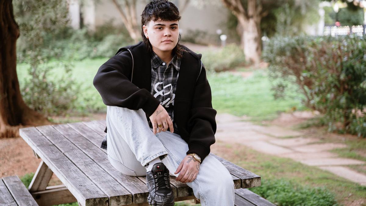 Nerea Arias, barbera: "Nunca he tenido miedo de entrar en un trabajo donde hay más hombres que mujeres"