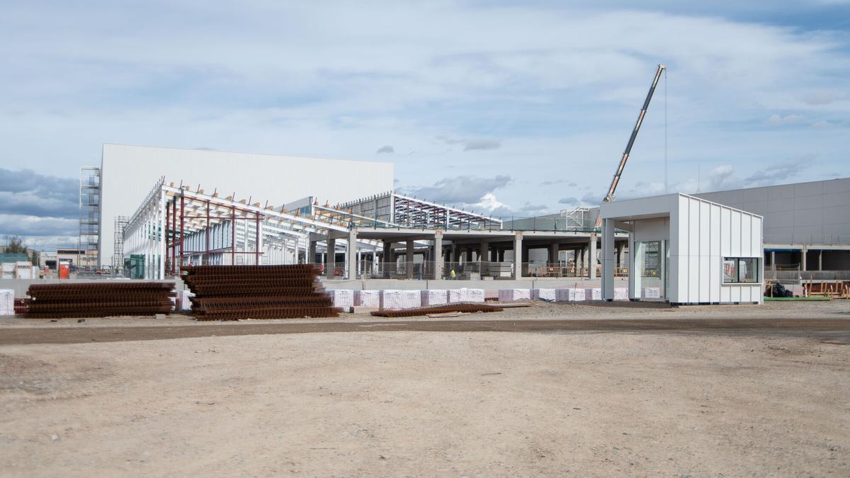 Los trabajos del macrocentro de Inditex en Malpica avanzan a buen ritmo