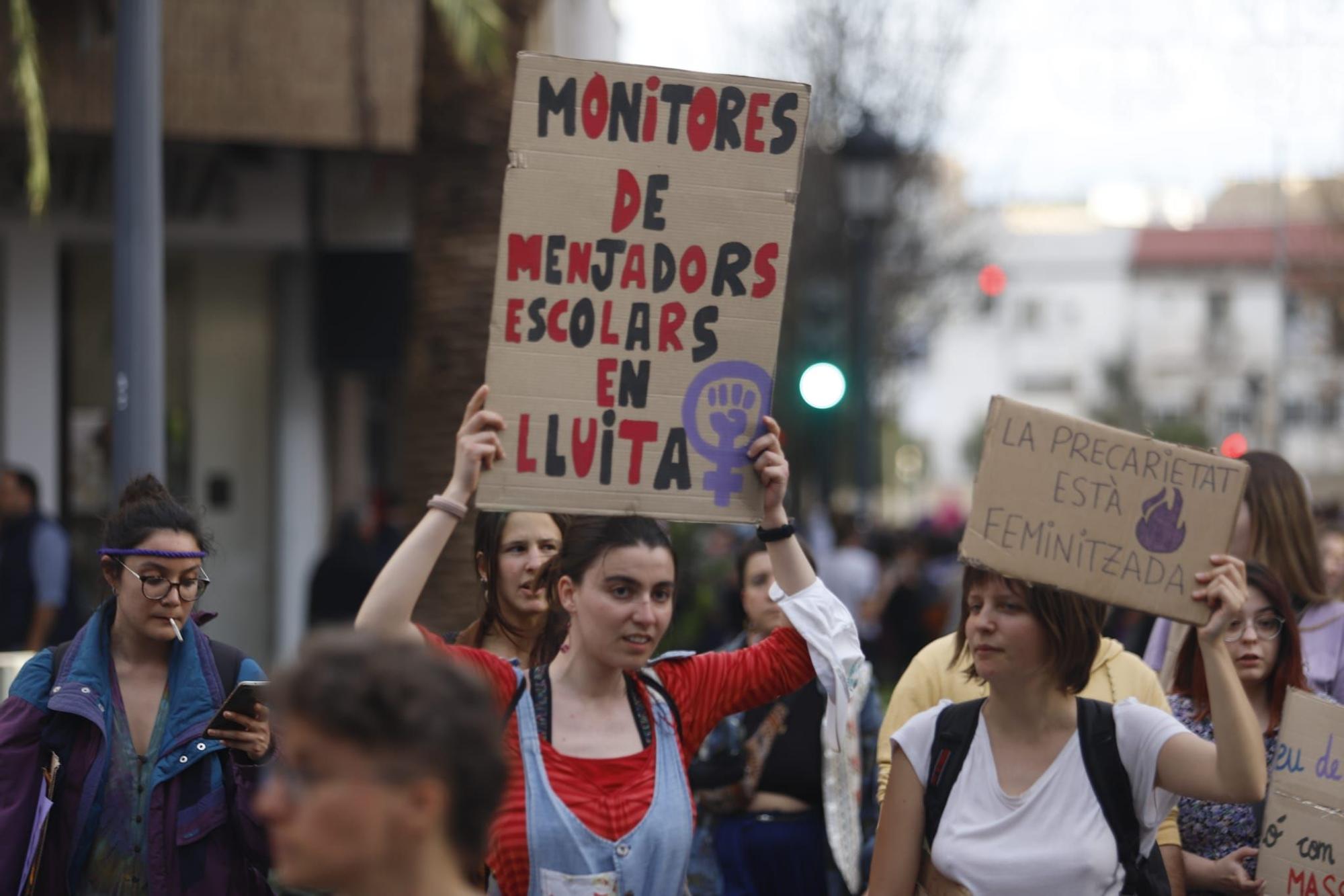 Así ha sido la manifestación de la Assemblea Feminista de València