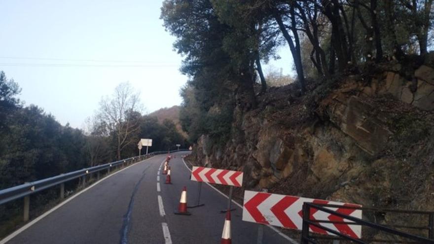 Comencen les obres de protecció de talussos a la carretera entre Olot i Ripoll